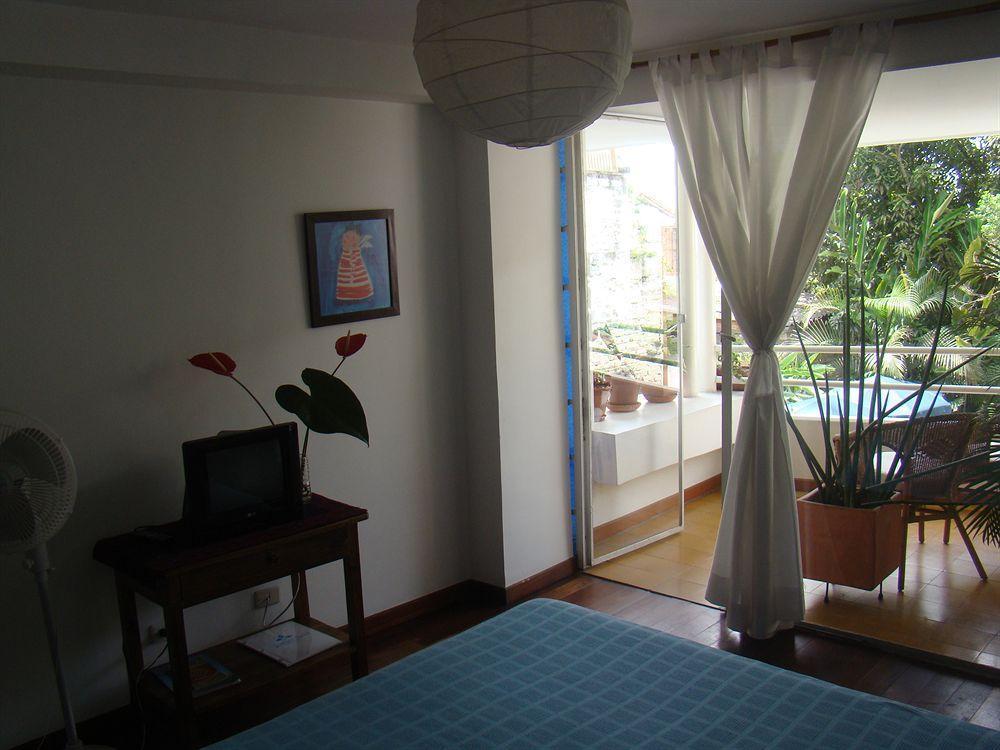 Hotel Casa Jardin Azul Cali